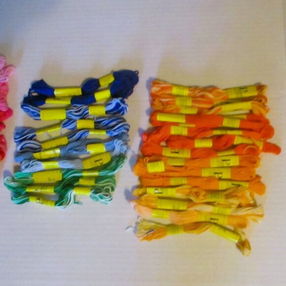 Assorted Color Embroidery Floss Prism Thread Lot For Crafts & Sewing Total Of 9 - Picture 4 of 6